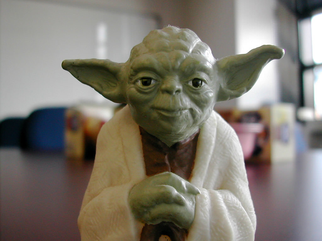 Star-Wars-Yoda-2
